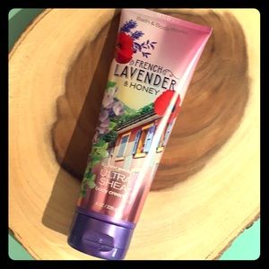 NWT Bath & Body works- lavender & honey body cream